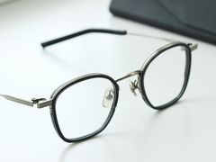 -目艮眼镜SHOWROOM(品牌集合店)