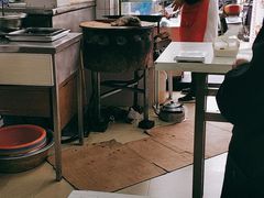 -黄阿姨锅贴大王(万航渡路店)