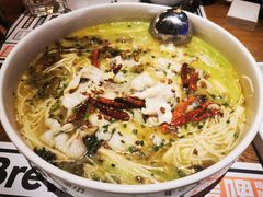 -爱啤精酿·民谣酒馆(滨江店)