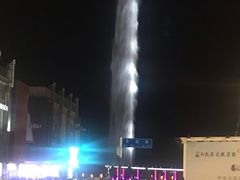 -人民防洪胜利纪念塔