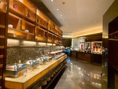 -岷山饭店-芝芝自助餐厅