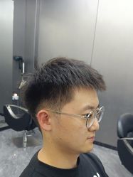 -米可造型烫发染发
