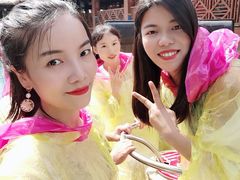 -七彩云南欢乐世界