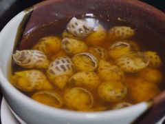 古越陈酿煮花螺-杭州西子湖四季酒店·金沙厅