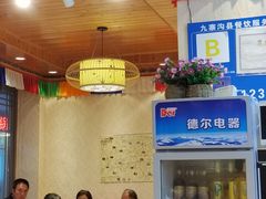 -乡土特色.冷锅鱼.牦牛肉汤锅