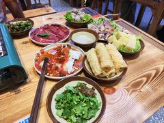 -黔二妞地摊火锅(龙华清湖店)