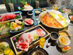 -湊湊火锅·茶憩(杭州湖滨银泰in77店)