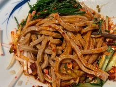 油泼沙葱莜面-龍聚祥烧麦馆(万达店)