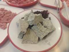 -毛辣果·贵州红酸汤牛肉火锅(西单店)