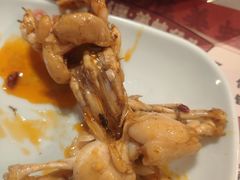 -何师傅美蛙鱼头(汉街店)