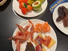 -钱小奴海鲜自助黑金店(杭州滨江龙湖店)
