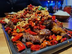 -先启半步颠小酒馆(白麓里店)