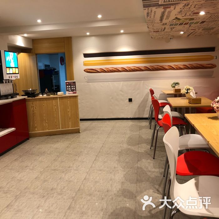 徐州苏宁广场4楼餐厅图片