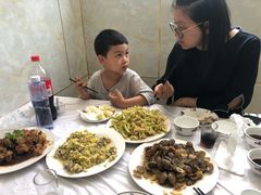 -宾朋海鲜特色美食餐厅·纯手工鲅鱼水饺(兴海路店)