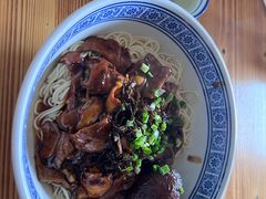 -沪西老弄堂面馆(定西路店)