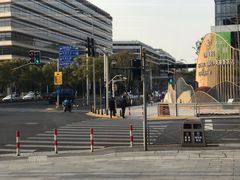 -星巴克臻选(上海虹桥新天地三店)