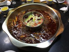 -金鼎雪山牦牛杂火锅(理县总店)