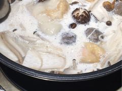-煲宫猪肚鸡(昆山金鹰国际购物中心店)