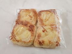 -顶东面包花园·生日蛋糕(世博店)