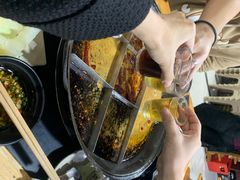 -铜元老码头鳝鱼火锅