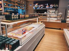 面包甜点陈列柜-好利来(尚志大街店)