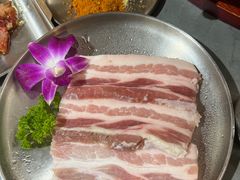 -围炉肉舍丹东海鲜烤肉·烤活鳗(步行街店)