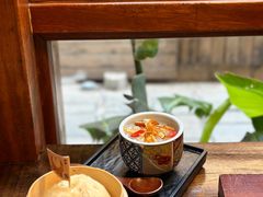-银米·云南传统过桥米线(双廊黑金冠店)