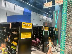 -反弹蹦床公园·亲子乐园·团建·派对(尚品奥莱店)