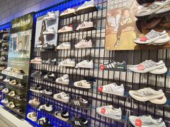 -adidas(正佳广场店)