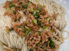 开洋葱油拌面-裕兴记•蟹黄面馆(人民广场店)