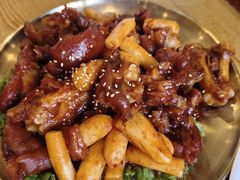 -喇喇排骨火锅·传统韩式脊骨汤(望京西园总店)