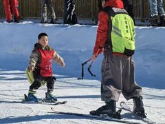 -采薇庄园四季滑雪场