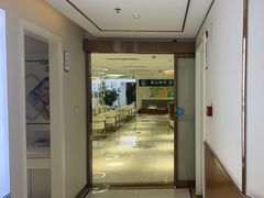 -华颜美口腔矫正·种植牙