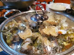 -丹江口渔村·湘味厨房(桃园店)