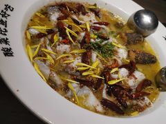 -太二酸菜鱼(菱角湖万达店)