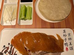 特色烤鸭-荷塘秋月·本帮江浙菜(国权路店)