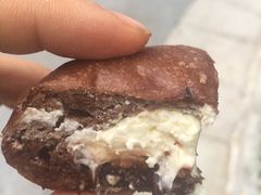 黑眼豆豆-面包与我Bread Or Me(长城汇店)