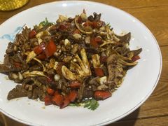 -黄泥岗·地道湖北菜(奥特莱斯店)