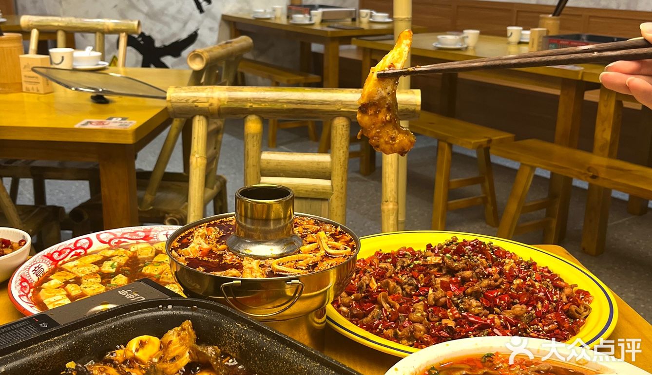 昆山吾悦川菜小馆子，香🌶️晕了
