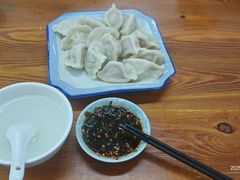 -乐回头饺子店