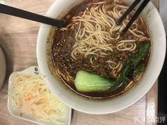 -李先生牛肉面(长春红旗街店)