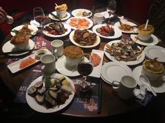 -四海一家自助餐(益田假日广场店)