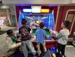 -奈尔宝·儿童乐园·亲子餐厅(华采天地店)