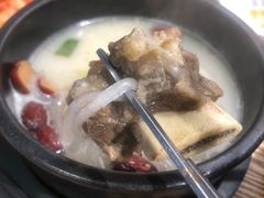 牛排汤-吴草鸡爪오초닭발韩食堂(融恒盈嘉中心店)