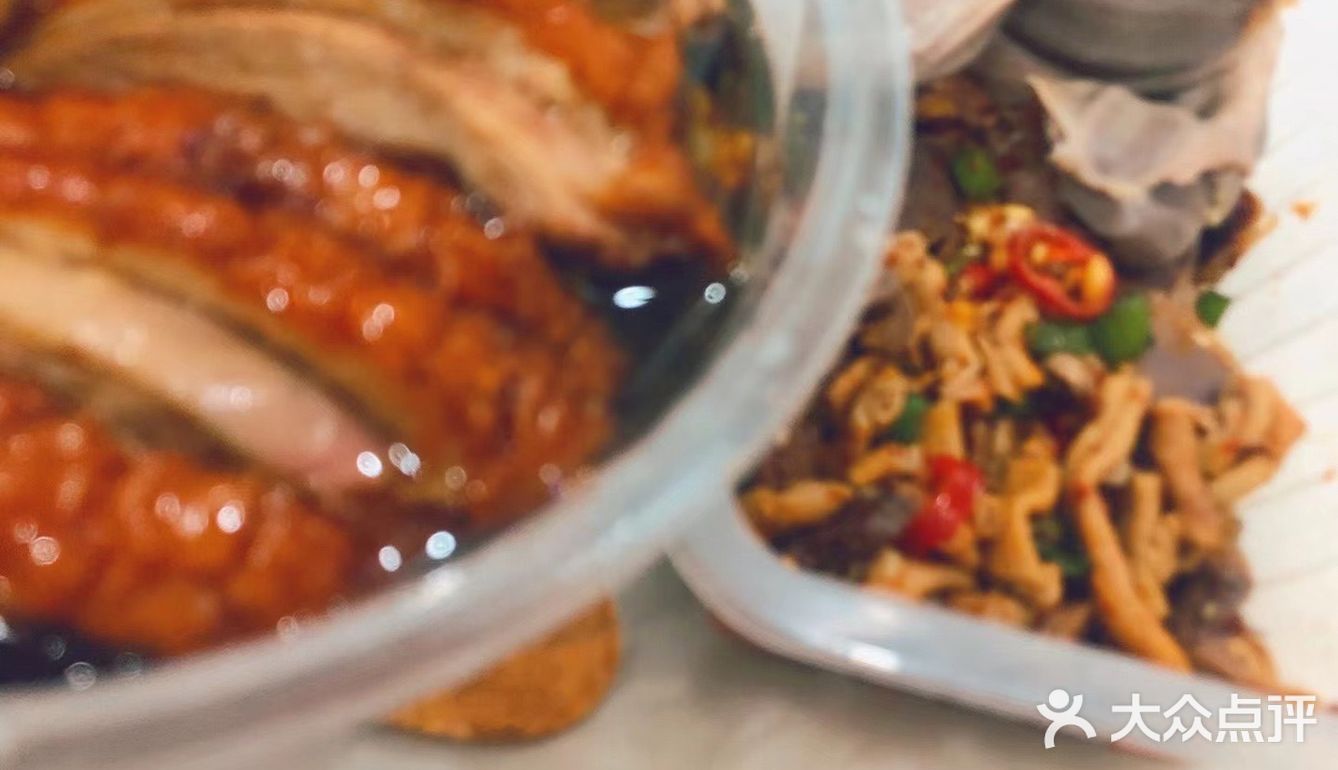 一锅自制鸡汤 （矿泉水）