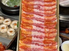 -围炉肉舍•炭烤活鳗•丹东海鲜烤肉(步行街店)