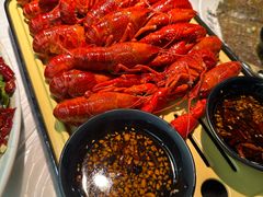 -肥肥虾庄·金牌油焖大虾(沙湖店)