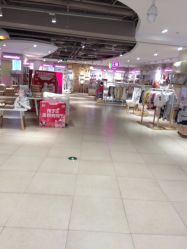-孩子王(静安大融城店)