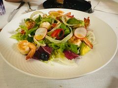 牛油果凤尾鲜虾沙拉-Ponte 意大利餐厅