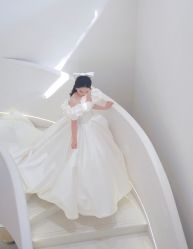 -艾米丽婚纱礼服